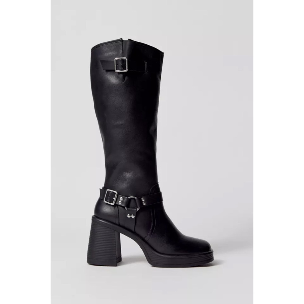 Steve Madden Black Leather Boot